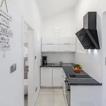 Apartment Betty Barbariga